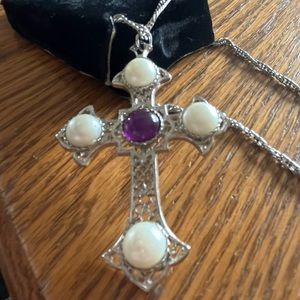 Sarah Coventry vintage necklace on love twisted style chain silvery color